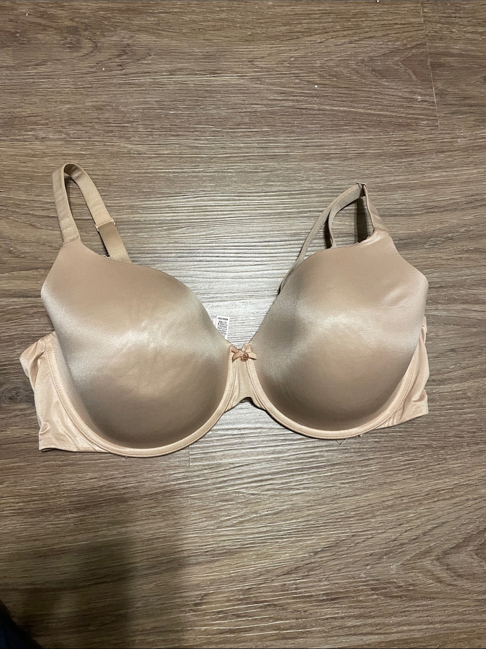 Victoria's Secret Body By Victoria Perfect Coverage Smooth Nude Molded Bra